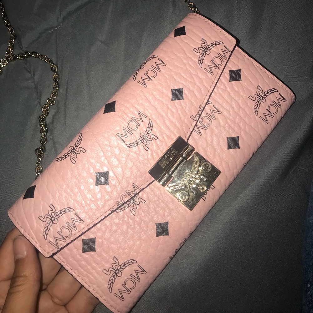 MCM Chain Wallet Bag AUTHENTIC